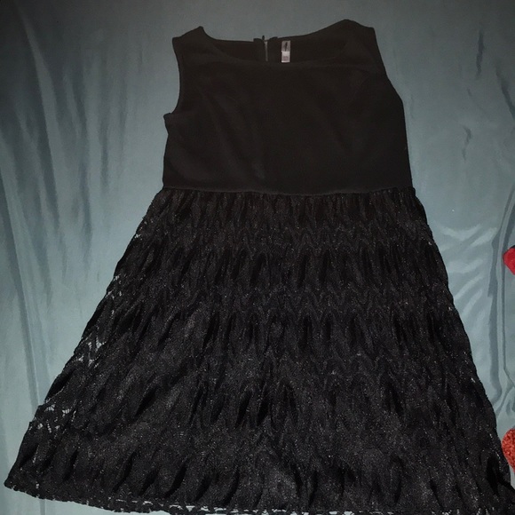 Size-small   Color-black   Condition-new - Picture 1 of 1